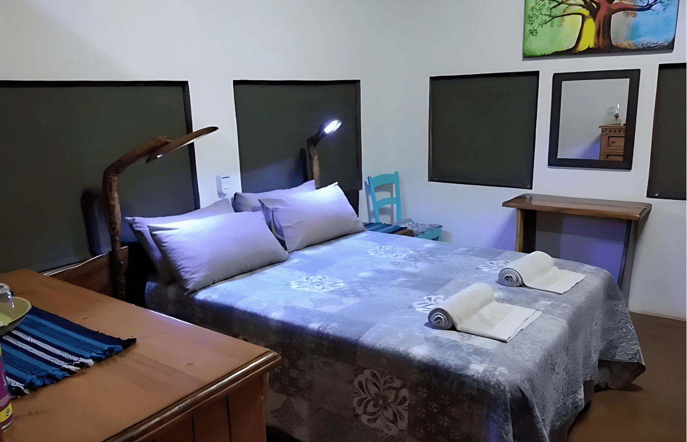 S001-IT2 - Muvhuyu Cottage Bedroom Sustainable Safaris Africa - Journeys - Budget Kruger Safari - Muvhuyu Cottage Bedroom