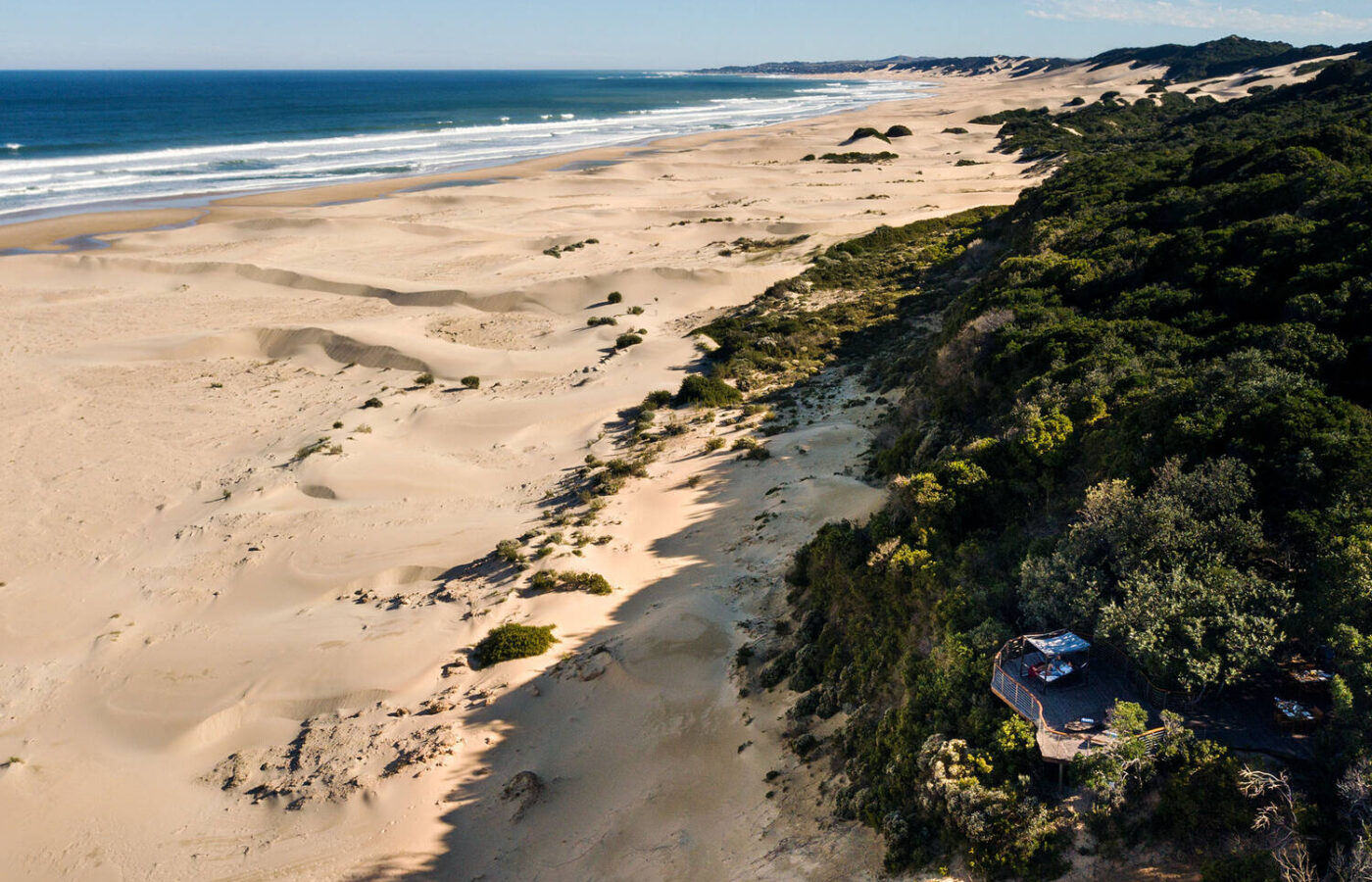 S008 - IT2 - Aerial View of the Beach and Lodge Sustainable Safaris Africa - Journeys - Luxury Eastern Cape Couples Safari - Aerial View of the Beach and Lodge